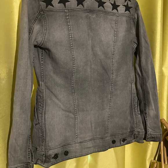 LulaRoe women’s XS Jean jacket four pockets excellent condition - Picture 2 of 3